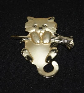 Cat brooch gold colored vintage - Picture 1 of 4