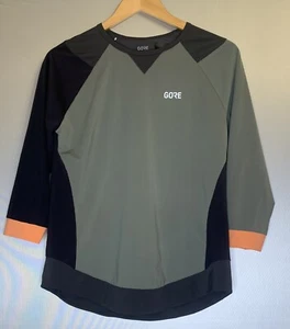 Gore-Tex Pullover Mens Size Medium Gray, Black And Neon Orange Cycling Shirt - Picture 1 of 4