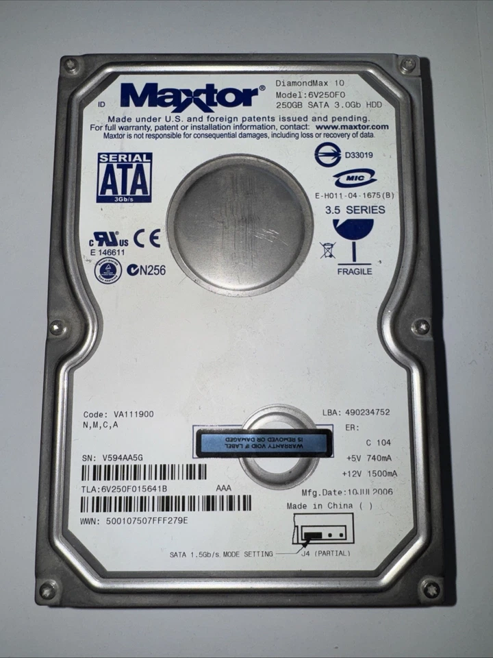 Hard Drive MAXTOR DiamondMax 10 6V250F0 250GB 7.2K 16MB SATA II 3.5'' - Image 1 of 1