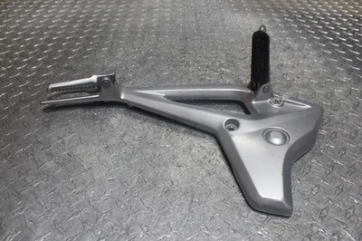 18-20 HONDA NC750X OEM ЛЕВАЯ ПЕРЕДНЯЯ ОПОРА ДЛЯ НОГ КОЛЫШКИ КРЕПЛЕНИЯ КРОНШТЕЙНА - Изображение 1 из 4