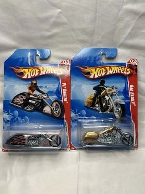 Hot Wheels Bad Bagger & Pit Cruiser 2010 Race World Highway Lote de 2 Foto 1 de 4