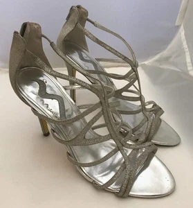 #1351 NINA CLUB SILVER STRAPPY HIGH 4 INCH HEELS SIZE 9M - Picture 1 of 9