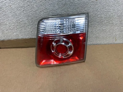 2007 a 2012 GMC Acadia passageiro direito escotilha lanterna traseira interna fabricante de equipamento original U7004 DW - Imagem 1 de 4