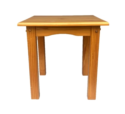 Mesa auxiliar cuadrada vintage hecha a mano de madera maciza de pino - ¡Bonita!! Foto 1 de 3