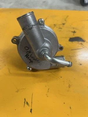 2008 Suzuki Hayabusa водяной насос - Изображение 1 из 4