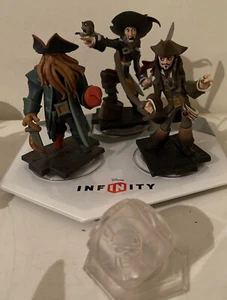 Disney Infinity Piratas del Caribe Jack Sparrow Jones Barbosa y Cristal - Imagen 1 de 3