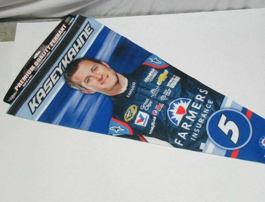 Kasey Kahne #5 Farmers Insurance NASCAR Pennant - Imagem 1 de 3