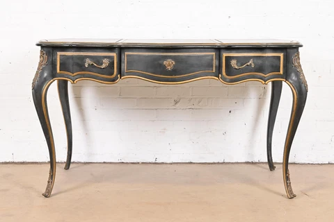 French Louis XV Bureau Plat Desk With Mounted Ormolu by Drexel, 1960s Cover