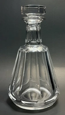 "Decantador de cristal Baccarat Talleyrand 8,75"" con tapón facetado firmado en Francia" Foto 1 de 4