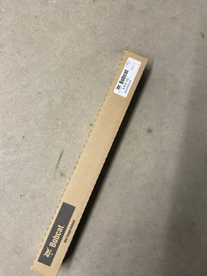 Válvula de carrete Bobcat 6815152 Foto 1 de 2