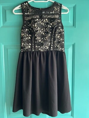 Xhilaration Women's Lined Lace Top Fit & Flare Dress, Size Medium, Black. VG. - Image 1 of 4