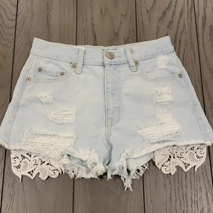 AERO AEROPOSTALE CHEEKY SHORT Light Wash Distressed Lace Accent Shorts Size 00. - Picture 1 of 13