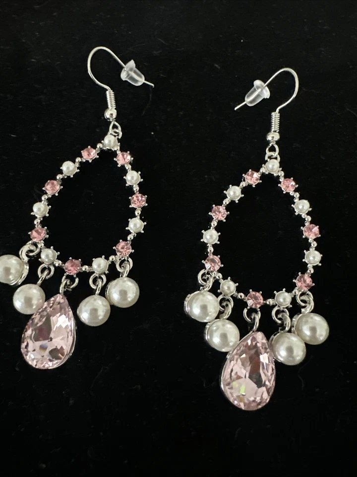 J CREW 蛋白石粉色水钻珍珠吊灯耳环全新出价 4 慈善❤️317x2 — 第 1/4 张图片