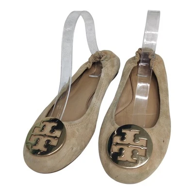 Tory Burch Reva Scrunch Ballet Plano Mujer 9.5M Beige Superior Gamuza Cómodo Sin Cordones Foto 1 de 4