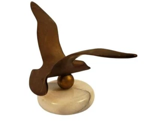 Brass Bird  Sculpture In Flight Paperweight Seagull Flying Marble Base MCM  A37 - Bild 1 von 6