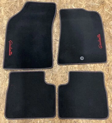 Genuine Alfa Romeo Giulietta Tailored Fitted Red Stitched Carpet Mats 50903503 - image 1 of 4