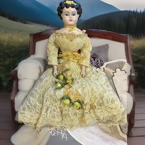Antique VICTORIAN Doll with Scuptured Black Hair. Victorian Porcelain Doll. - Imagen 1 de 12