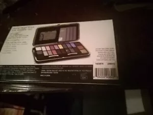 Makeover Essentials Pocketbook Eye Shadow Clutch Smash Box  Double Exposure Kit - Picture 1 of 5