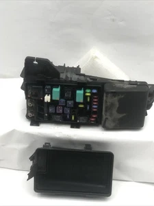 💯✅2003-2007 Honda Accord 2.4L OEM caja de fusibles motor delantero relé bloque de conexiones - Imagen 1 de 5