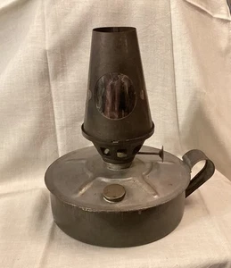 Antigua vela de huevo de queroseno de hojalata con ventana de mica - Imagen 1 de 6