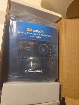 OnyX Vehículo Sirius XM Radio Satelital, Dock & Play Radio con Kit Vehículo, NUEVO Foto 1 de 4