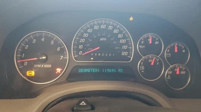 2006-2006 Envoy Base (113 WB) OE medidor de velocidade cluster 119K milhas GMC - Imagem 1 de 4