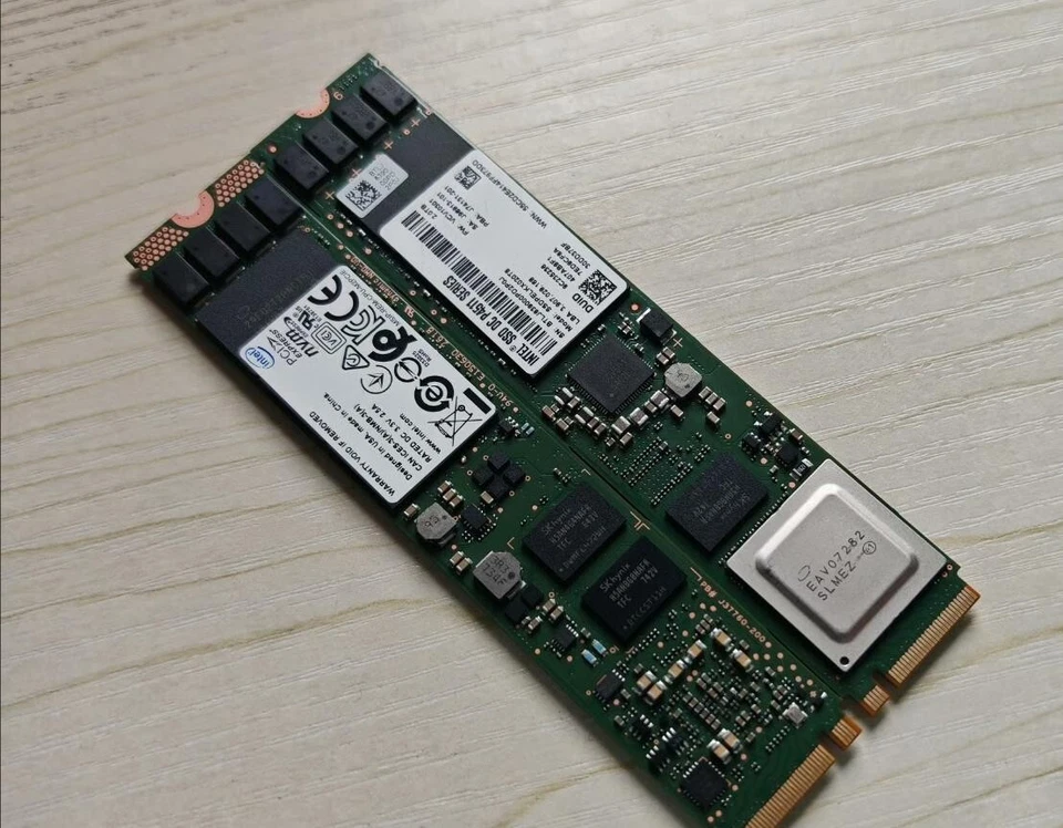 INTEL SSDPELKX020T8 2TB M.2 22110 P4511 DC NVMe SSD - Image 1 of 2