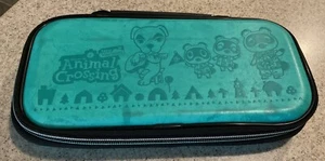 Nintendo Switch ANIMAL CROSSING Game Deluxe Travel Carrying Case EUC - Picture 1 of 2