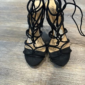 anne michelle heels With Straps Never Worn Size 7 Very Classy - Picture 1 of 24