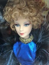 Boneca barbie collector effie trinket filme jogos vorazes mattel