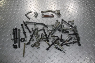 Honda CBR1000RR 2005 pernos de montaje del motor accesorios tornillos del motor Foto 1 de 4