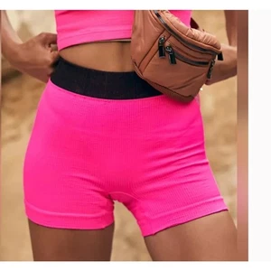 Free People Movement Happiness Runs Prajna Shorts Barbie Pink Size XS/S - Picture 1 of 6