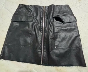 Ladies River Island Faux Leather Skirt Size 14 - Picture 1 of 1