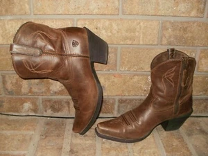 Ariat freche braune Westernstiefel 8 B abgenutzt braun Seitenreißverschluss UVP 160 $ - Bild 1 von 9