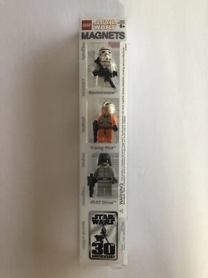 Lego Star Wars Minifigures 30th Anniversary  Magnets  Stormtrooper Y-wing Pilot - Image 1 of 3