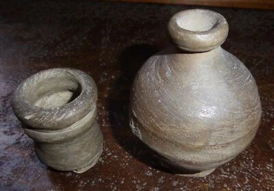 RARE Vases funéraires terre cuite champagne environ de Reims XIVe XVe - Photo 1/4