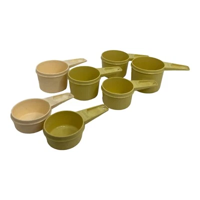 ONE TUPPERWARE MEASURING CUP 1/3 #766, 2/3 #763, 1/2 #764, 1 #761 3/4 #762 - Image 1 of 4