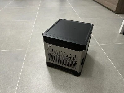 HP  microserver gen 8 i3-3240  12GB ECC Ram + HP Smart Array P420 1GB - Immagine 1 di 4