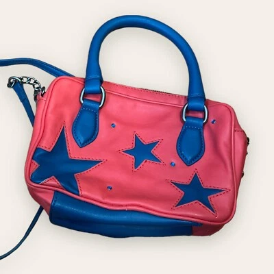 Bolso de Mano Princesa Vera Wang Rojo y Azul con Correa Bandolera Foto 1 de 4