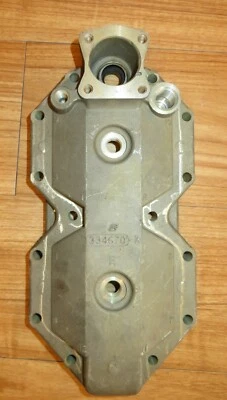OMC Johnson Evinrude Outboard Cylinder Head 334670 New old stock - Image 1 of 2