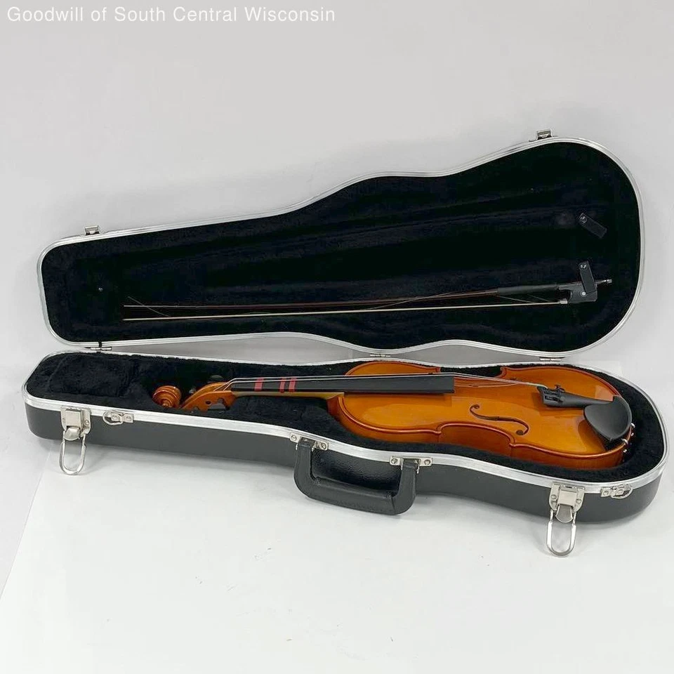 Strunal 3/4 Size Violin Made in Luby, Czech Republic - Image 1 of 4