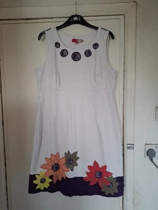 BODEN BEIGE COTTON FLOWER SLEEVELESS DRESS..SIZE 18 - Picture 1 of 4