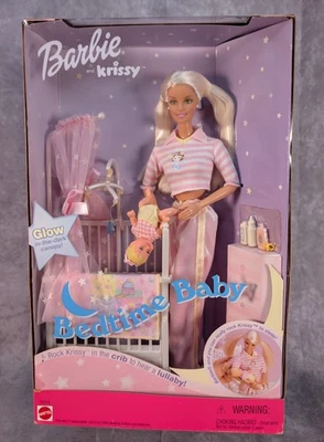 Conjunto de Boneca Barbie & Krissy Bedtime Baby Caixa Multilíngue 2000 Mattel #28516 - Imagem 1 de 4