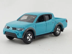 Mitsubishi TritBlue Blue Expo Car Set n1 - Picture 1 of 3