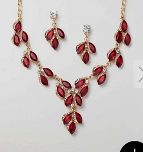 AVON Beautiful Elegant Scarlet Necklace & Earring Set 16" *MOTHER'S DAY* - Picture 1 of 2
