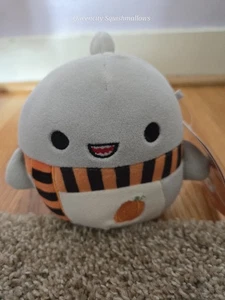 Original Squishmallows 4.5" Gordon The Shark Halloween Squad  - Picture 1 of 6