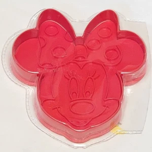 Disney Minnie Mouse Cookie Cutter Large Red Plastic Cakes & Sweets Magazine - Picture 1 of 4