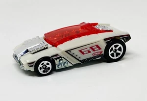 Hot Wheels 4-Lane Elimination Race Series Rogue Hog Pearl White (2011) - Imagen 1 de 5