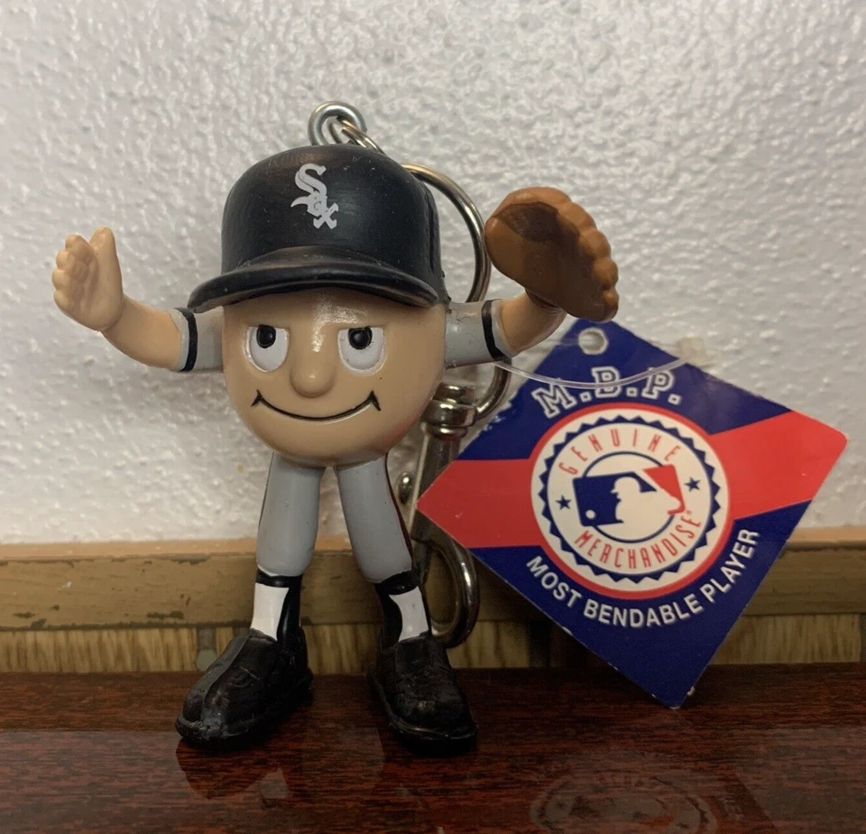 Vintage Chicago White Sox MBP (Most Bendable Player) key chain figurine, 1993 - Image 1 of 4