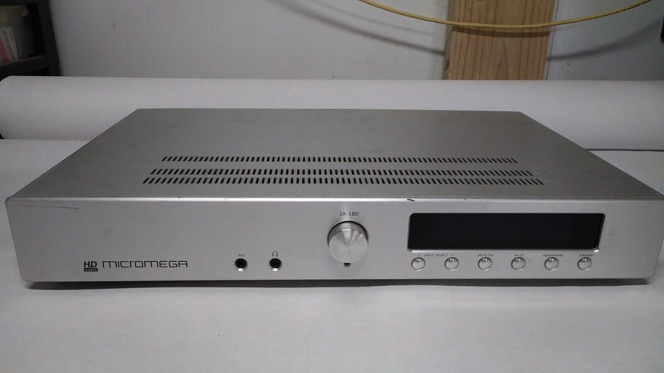 Micromega Ia-180 Vollverstärker Silver | mit Originalverpackung - Immagine 1 di 1